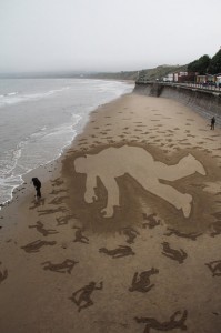 sand-drawings-d-day-the-fallen-9000-2013